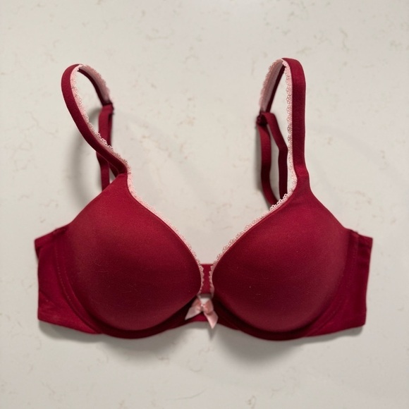 Victoria Secret Body by Victoria Underwire Bra in Deep Red with Molded Cups - Picture 12 of 12